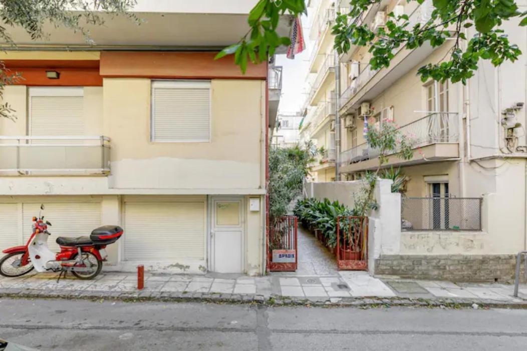 Lovely Small Thessaloniki Exterior photo